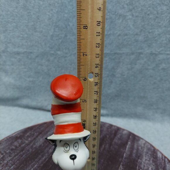 Dr. Seuss "The Cat In The Hat" Figurine 2000 Hallmark Cards with Box - Picture 8 of 9